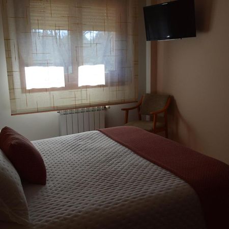 Hotel Restaurante Val Antas de Ulla Екстер'єр фото