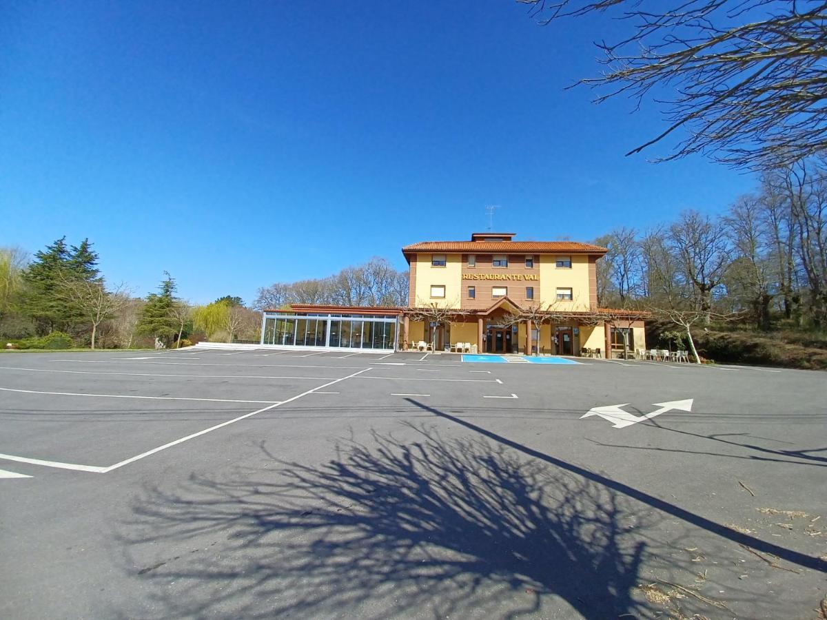 Hotel Restaurante Val Antas de Ulla Екстер'єр фото